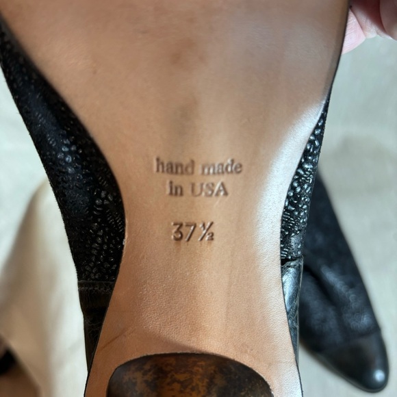 CYDWOG Sz 37.5 Handsculpted in the US Filigree Contrasting Kitten Heel Shooties - Picture 9 of 10